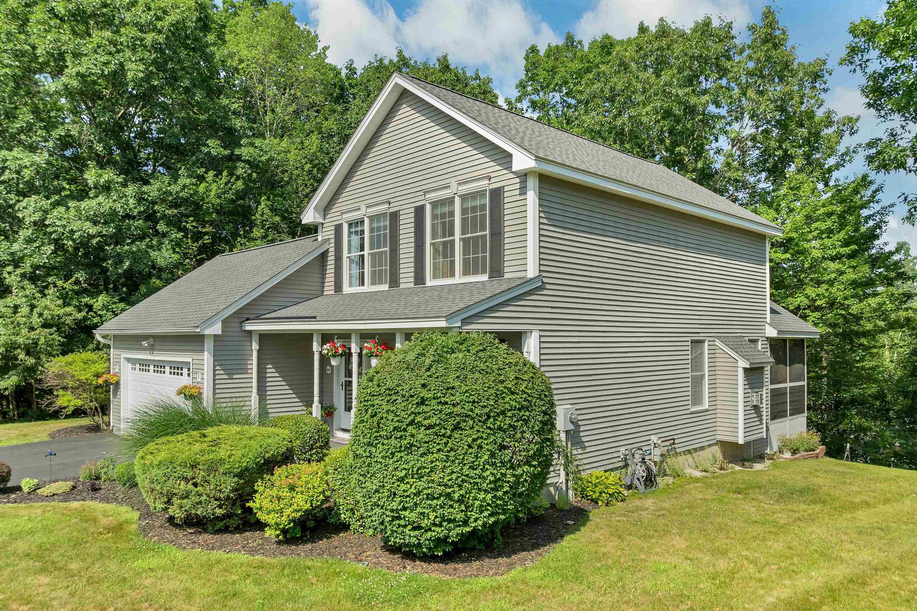 44 Plymouth Drive