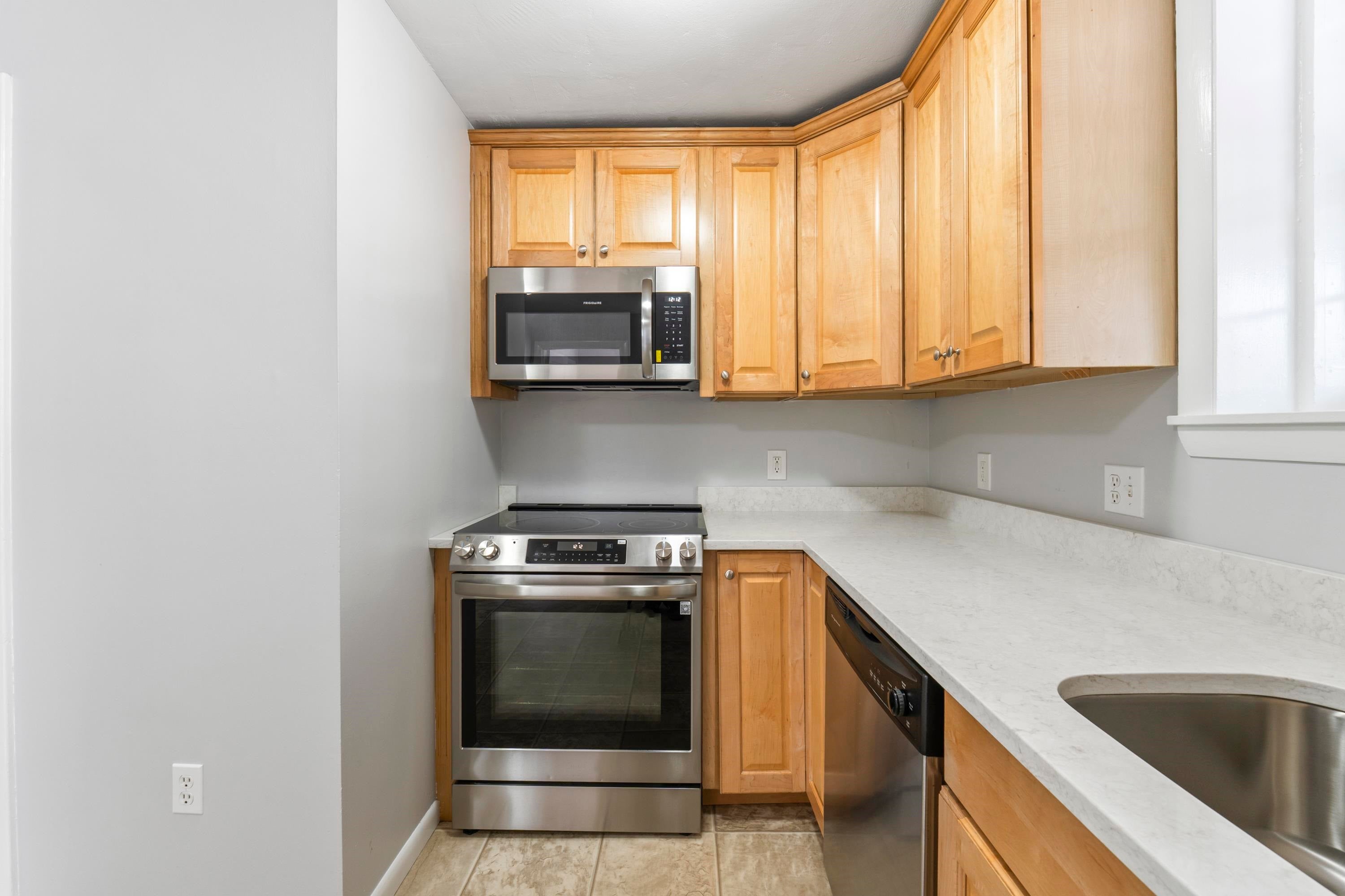 412 2nd Street 1