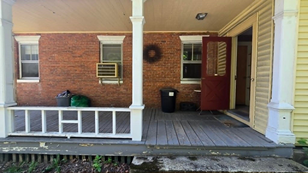 Photo of 722 Central Avenue, Dover, NH 03820 (MLS # 5106992)