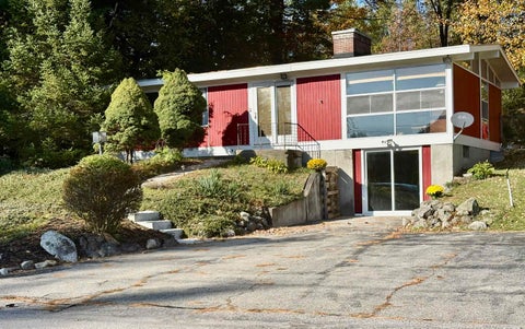 Photo of 12 Windsor Terrace, Hillsborough, NH 03244 (MLS # 5113325)