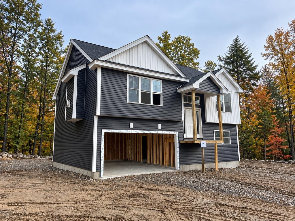 Photo of 22 Mica Drive #07, Raymond, NH 03077 (MLS # 5114468)