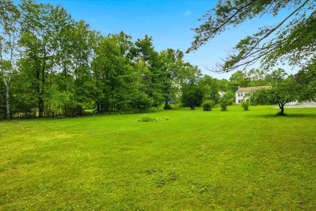 Photo of 308 Squantum Road, Jaffrey, NH 03452 (MLS # 5102804)