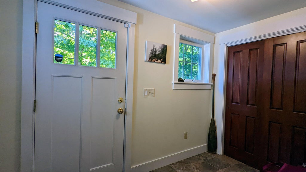 Photo of 5 Lower Ladd Road, Meredith, NH 03253 (MLS # 5108690)
