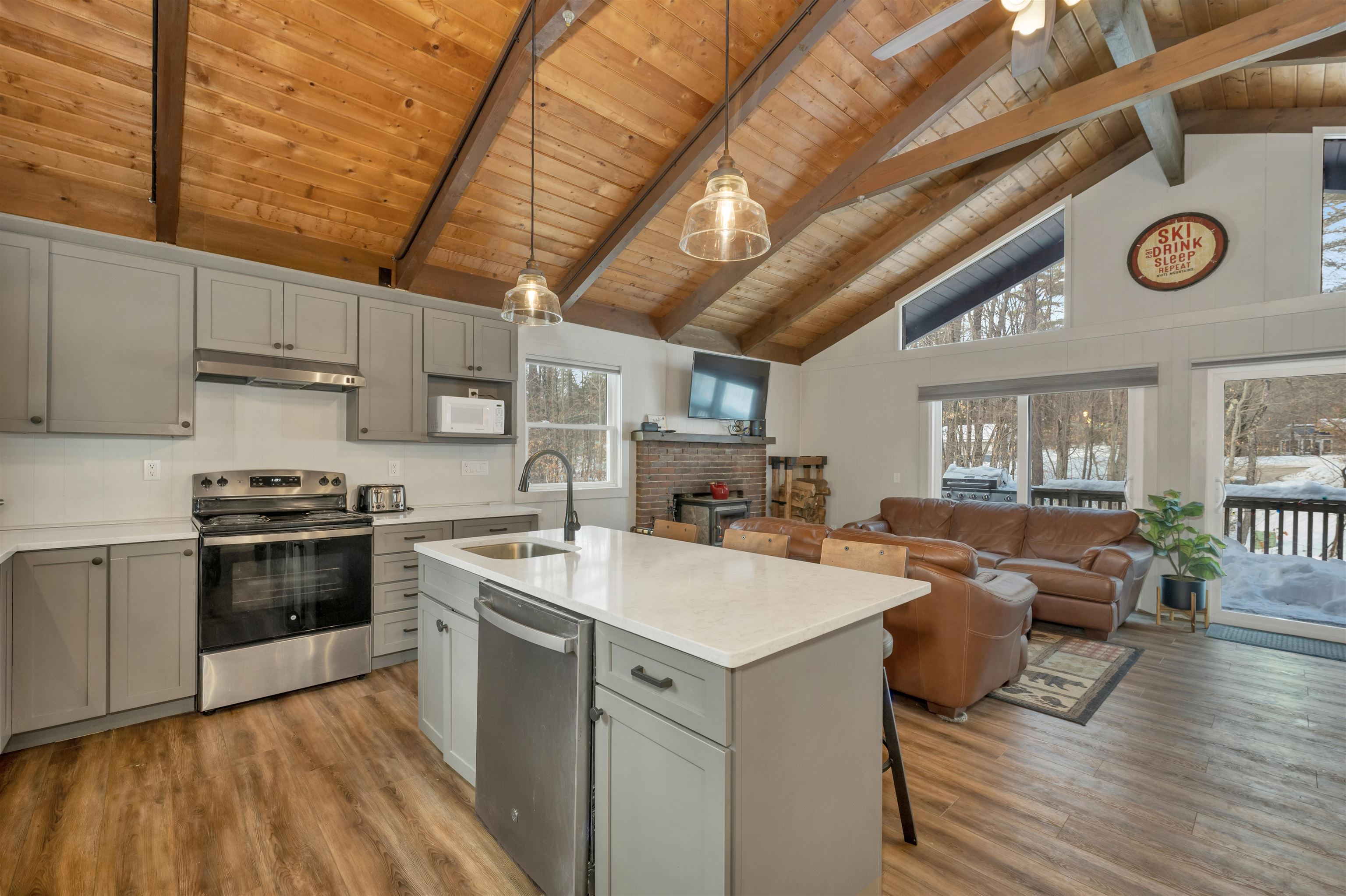 41 Tabor Circle