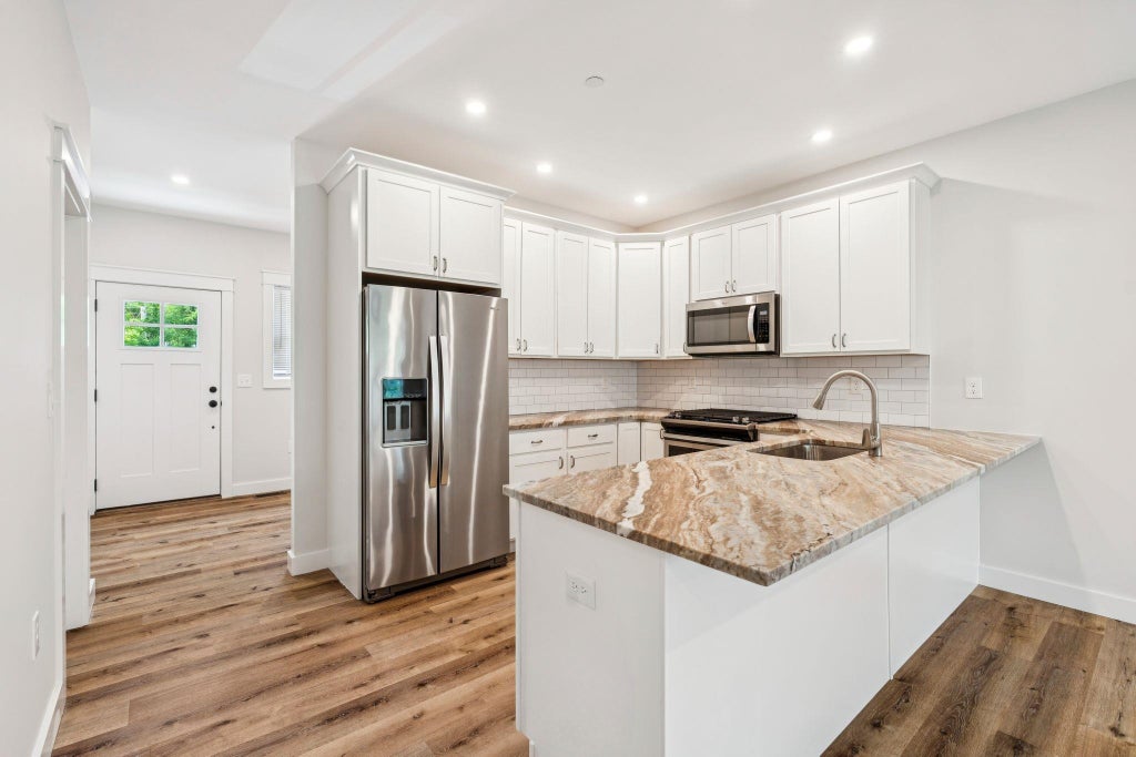 Photo of 34 Ponemah Hill Road #4, Milford, NH 03055 (MLS # 5111233)
