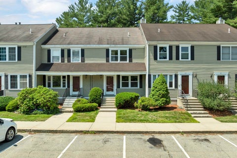 Photo of 48 Cadogan Way, Nashua, NH 03062 (MLS # 5097948)