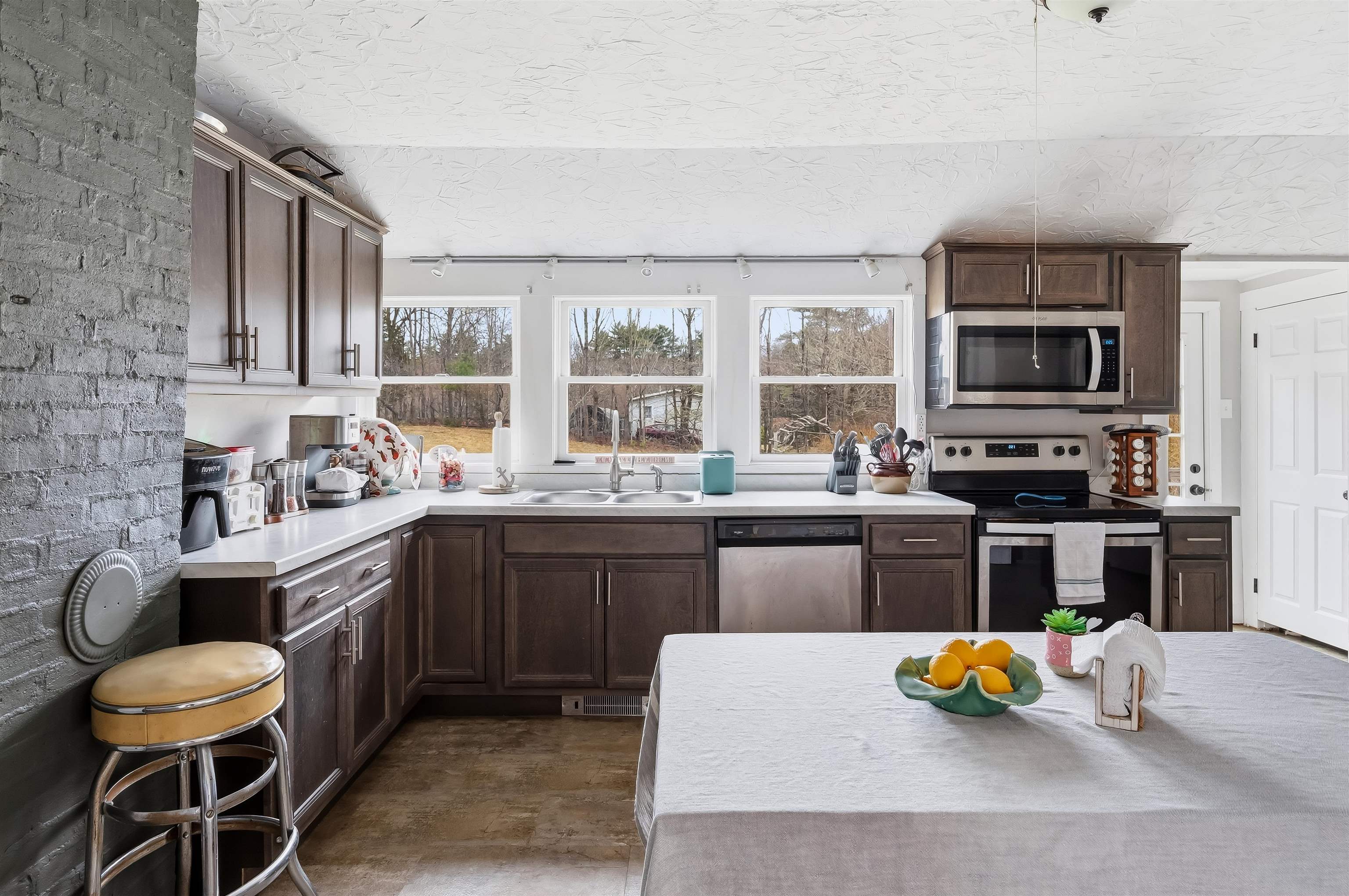 60 Batchelder Road