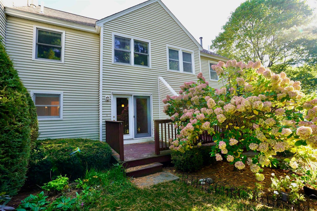 Photo of 36 Gleneagle Drive #36, Nashua, NH 03063 (MLS # 5114816)