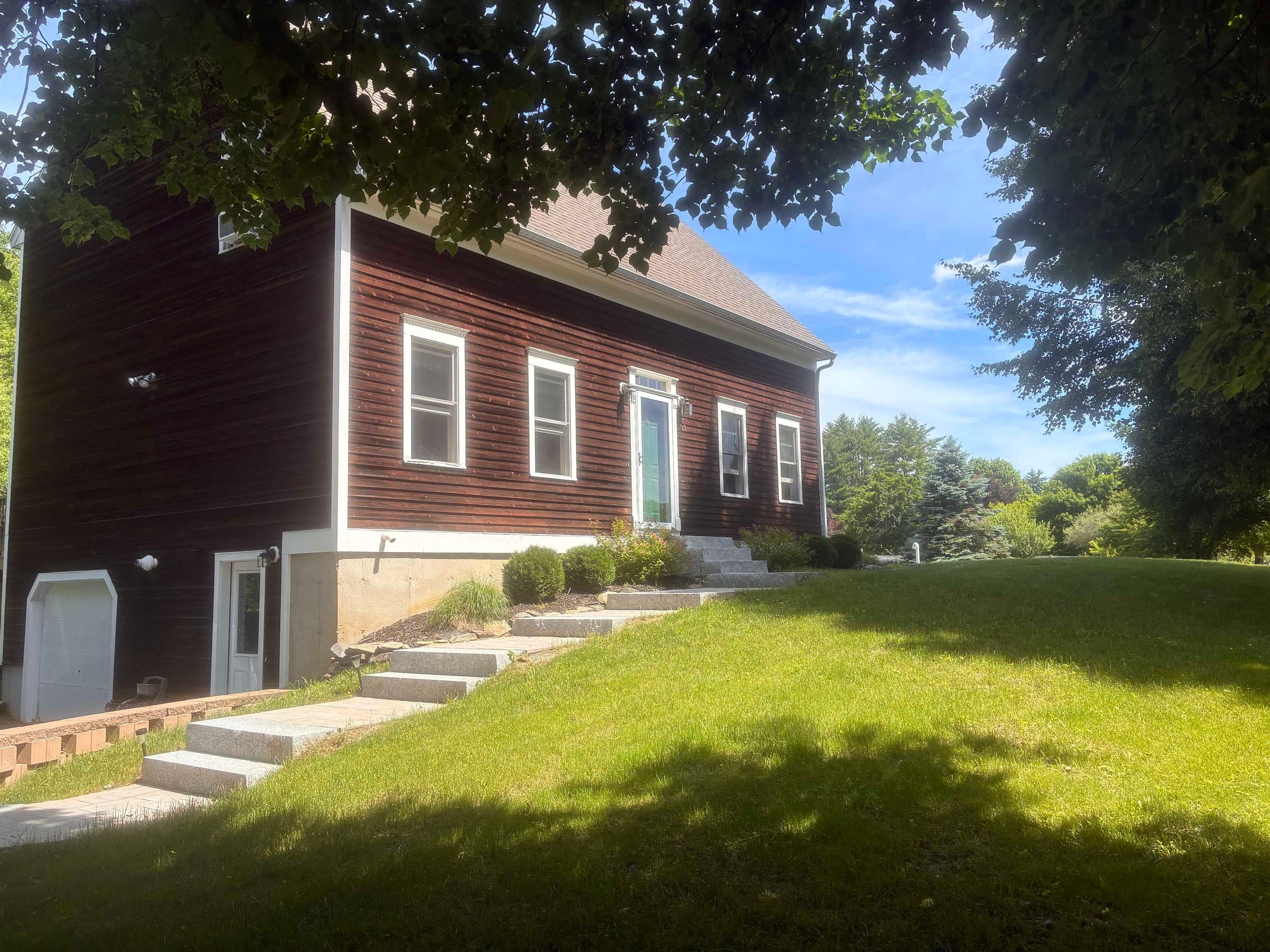 35 Riverside Farm Drive