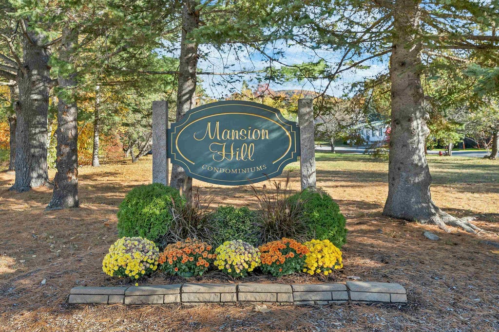 Photo of 75 Manor Drive #6, Lincoln, NH 03251 (MLS # 5113981)