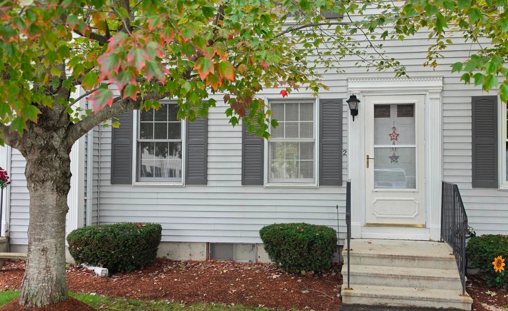 Photo of 2 Wyndmere Drive, Londonderry, NH 03053 (MLS # 5100555)