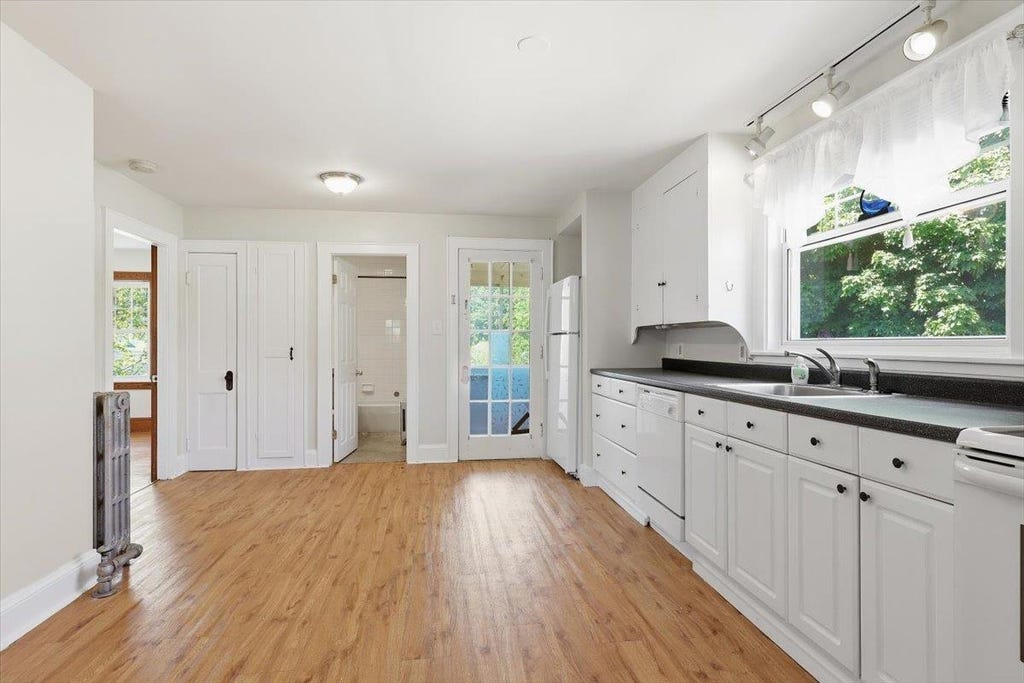 Photo of 3 Sawyer Street, Nashua, NH 03060 (MLS # 5091860)
