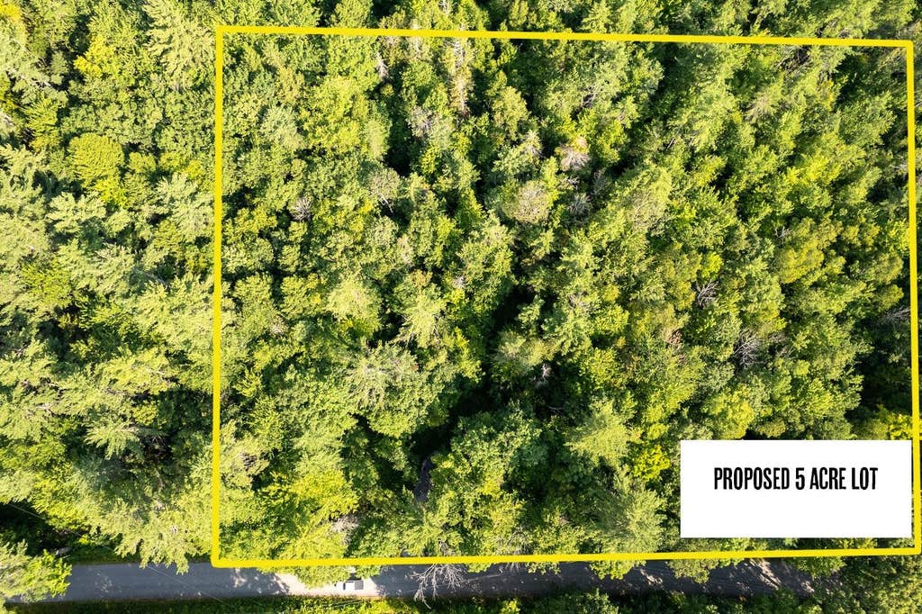 Photo of 000 Peaked Hill Road, Bristol, NH 03222 (MLS # 5106593)