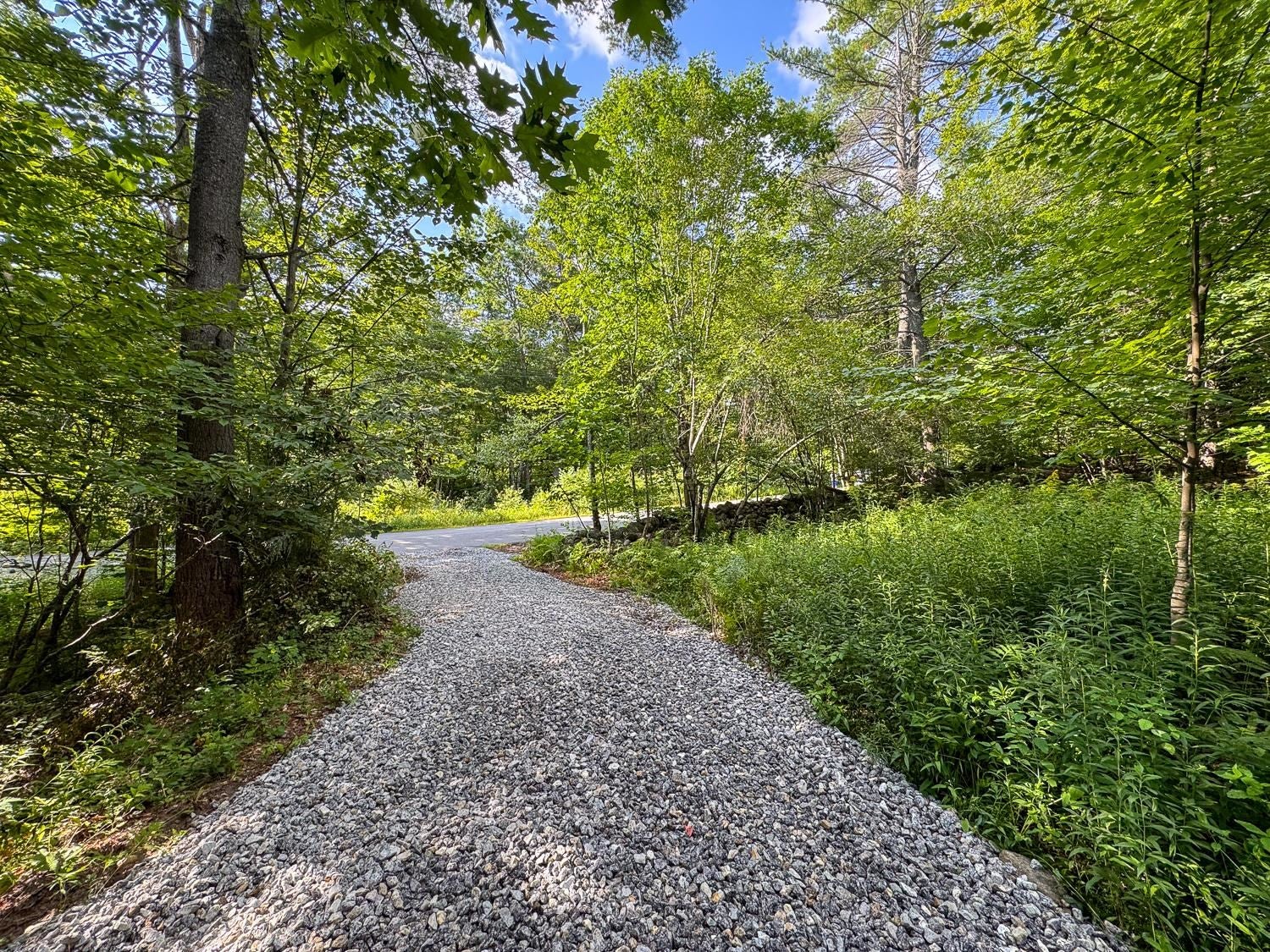 000 Peaked Hill Road