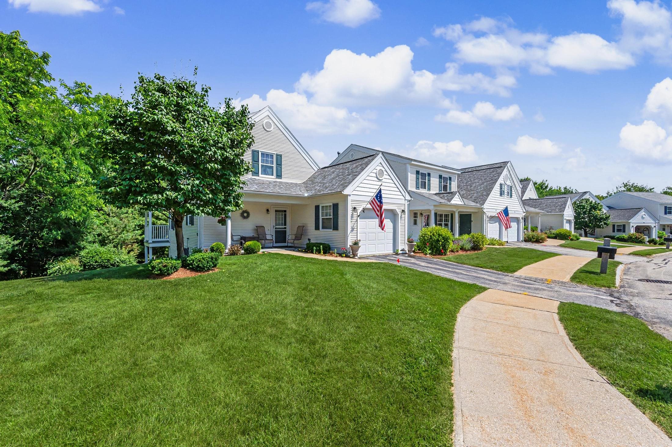 4 Bow Center Road F-3