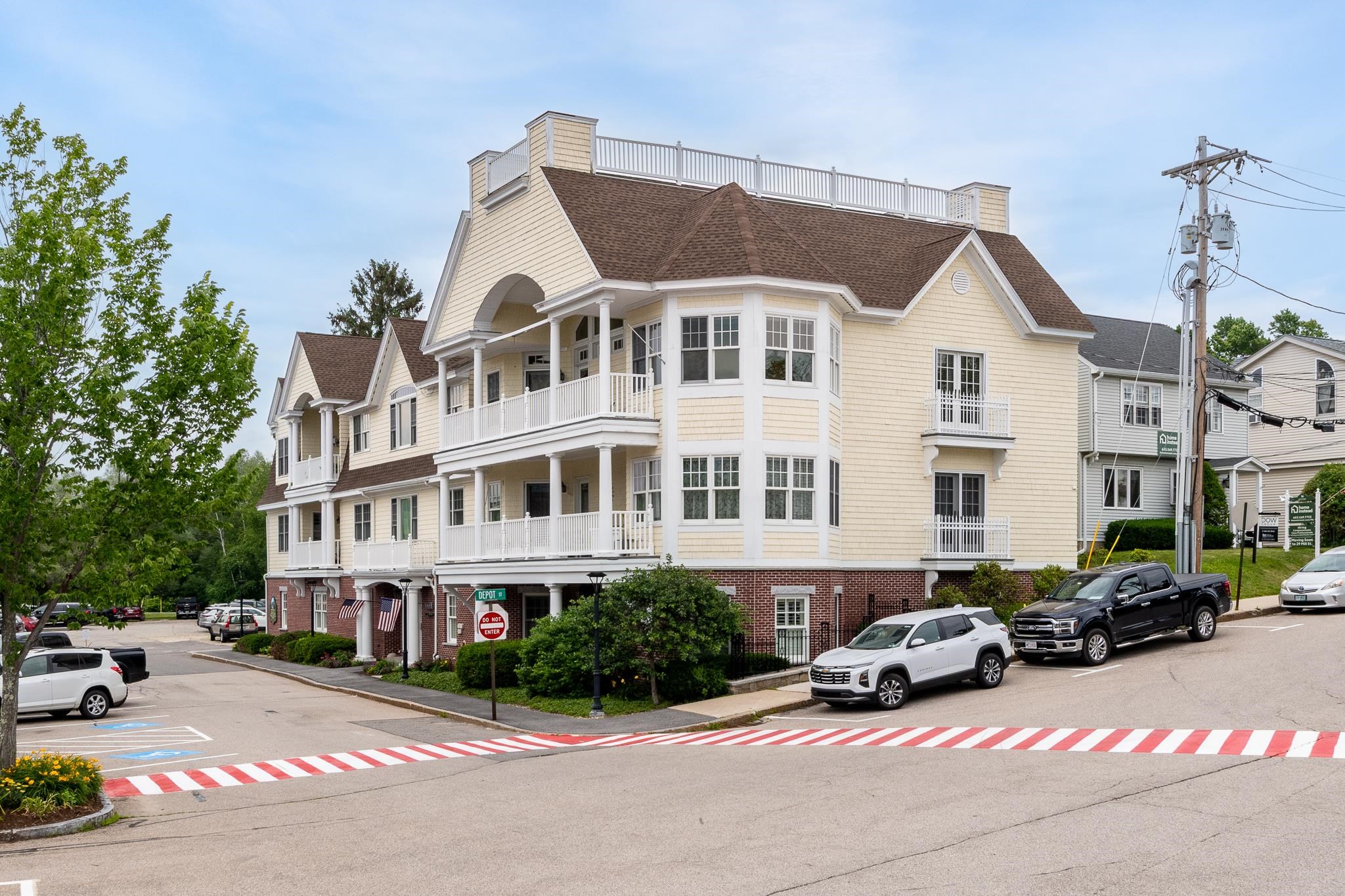 61 Central Avenue 4