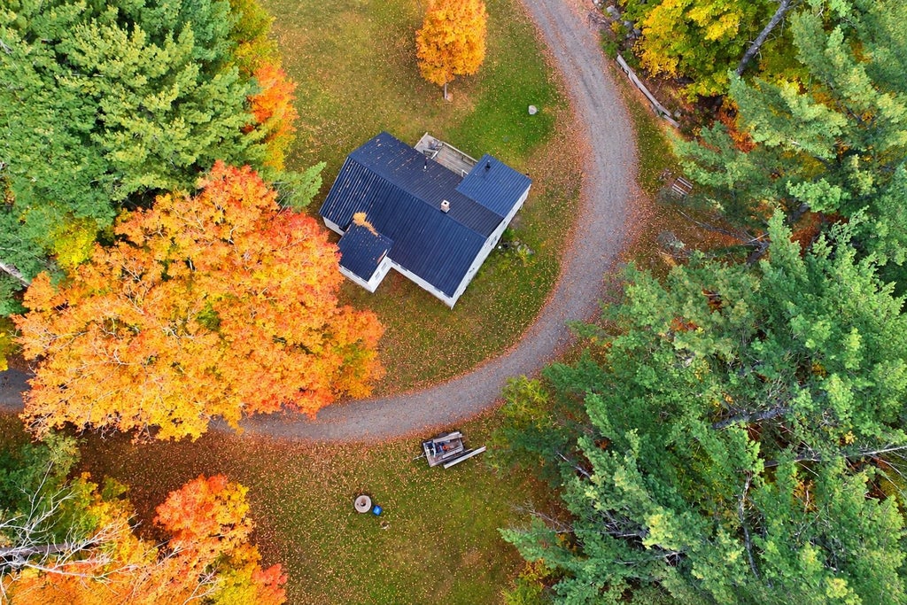 Photo of 22 Fellows Road, Wakefield, NH 03872 (MLS # 5115422)