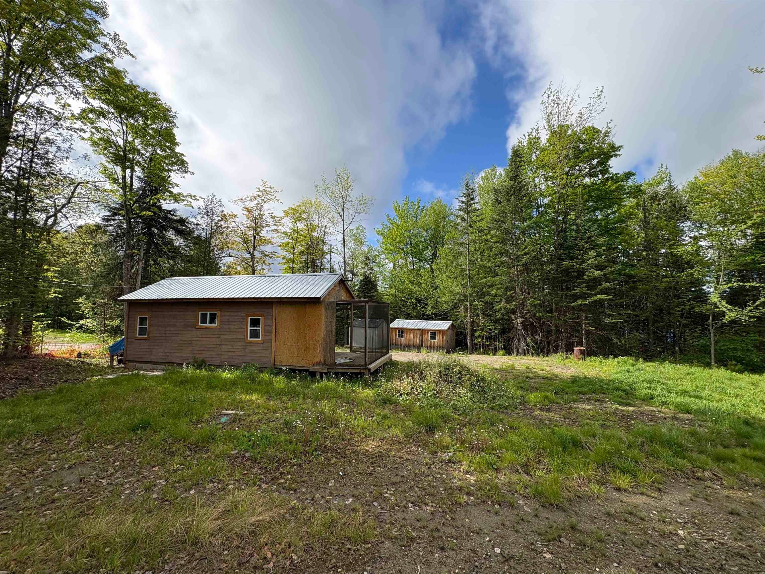 905 Peak Road