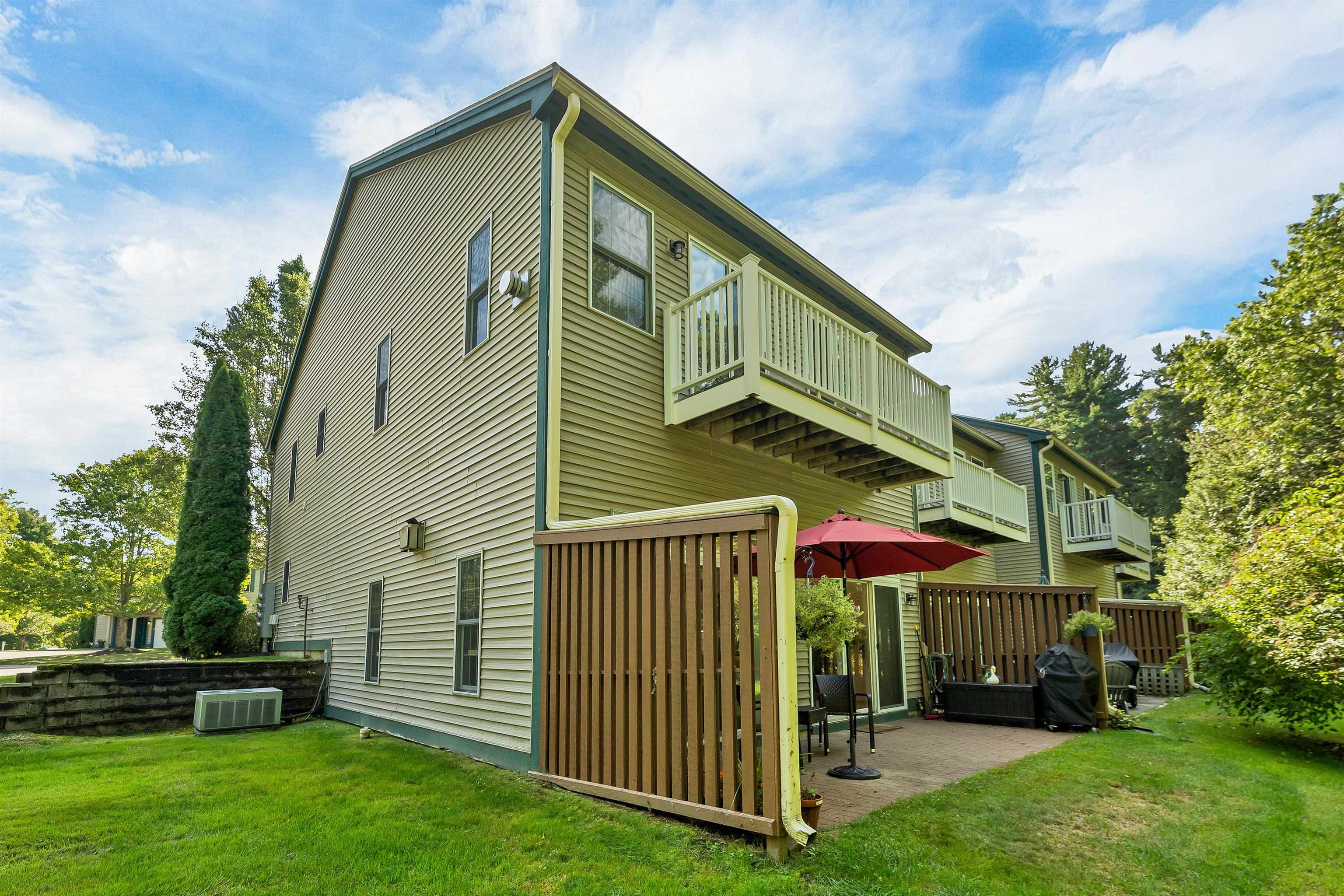 28 Deborah Lane