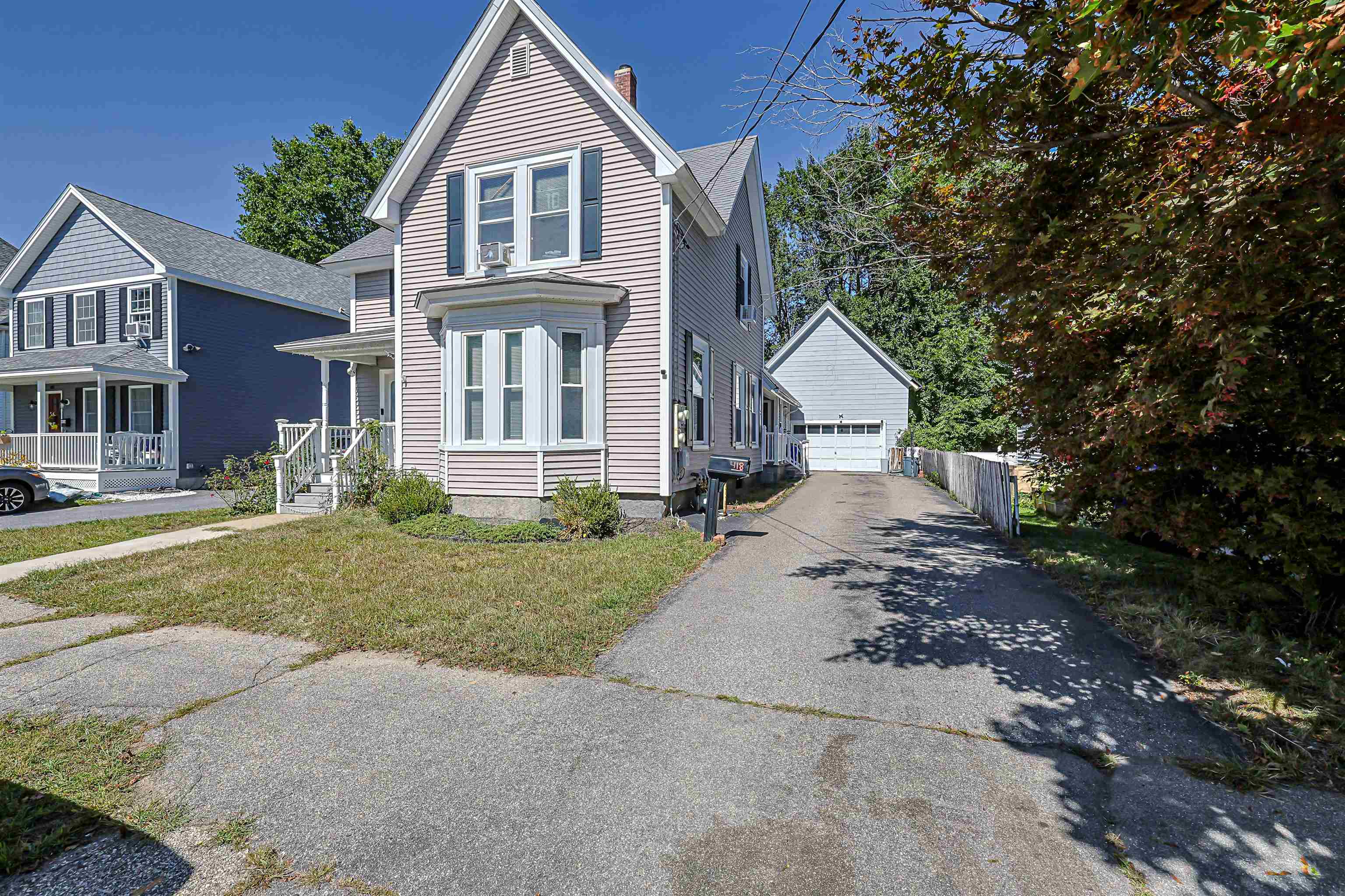 418 Central Street