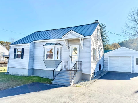 Photo of 426 Route 103, Chester, VT 05143 (MLS # 5115637)