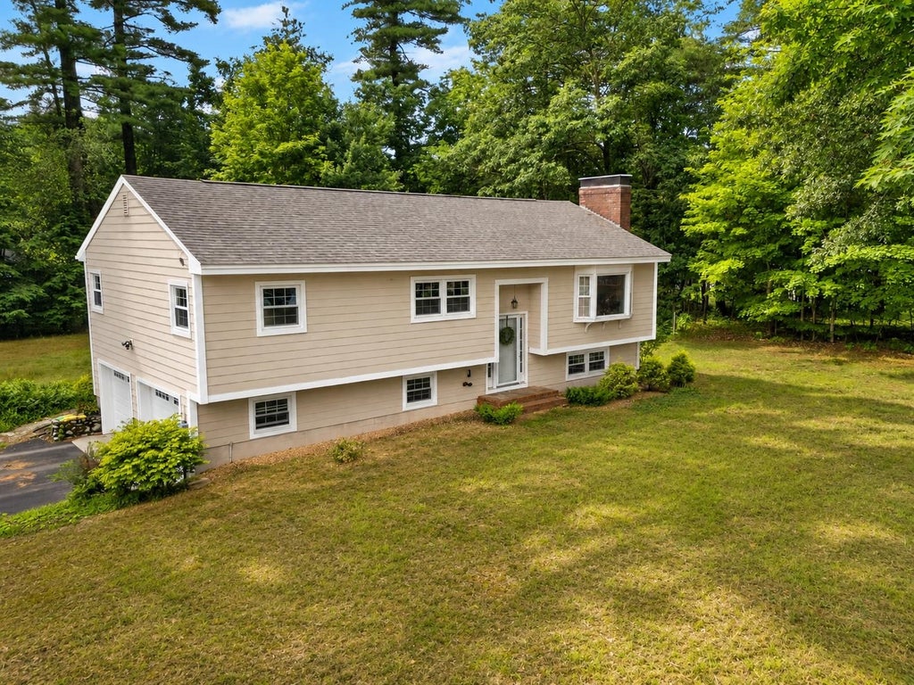 Photo of 4 Rock Pond Road, Windham, NH 03087 (MLS # 5096660)