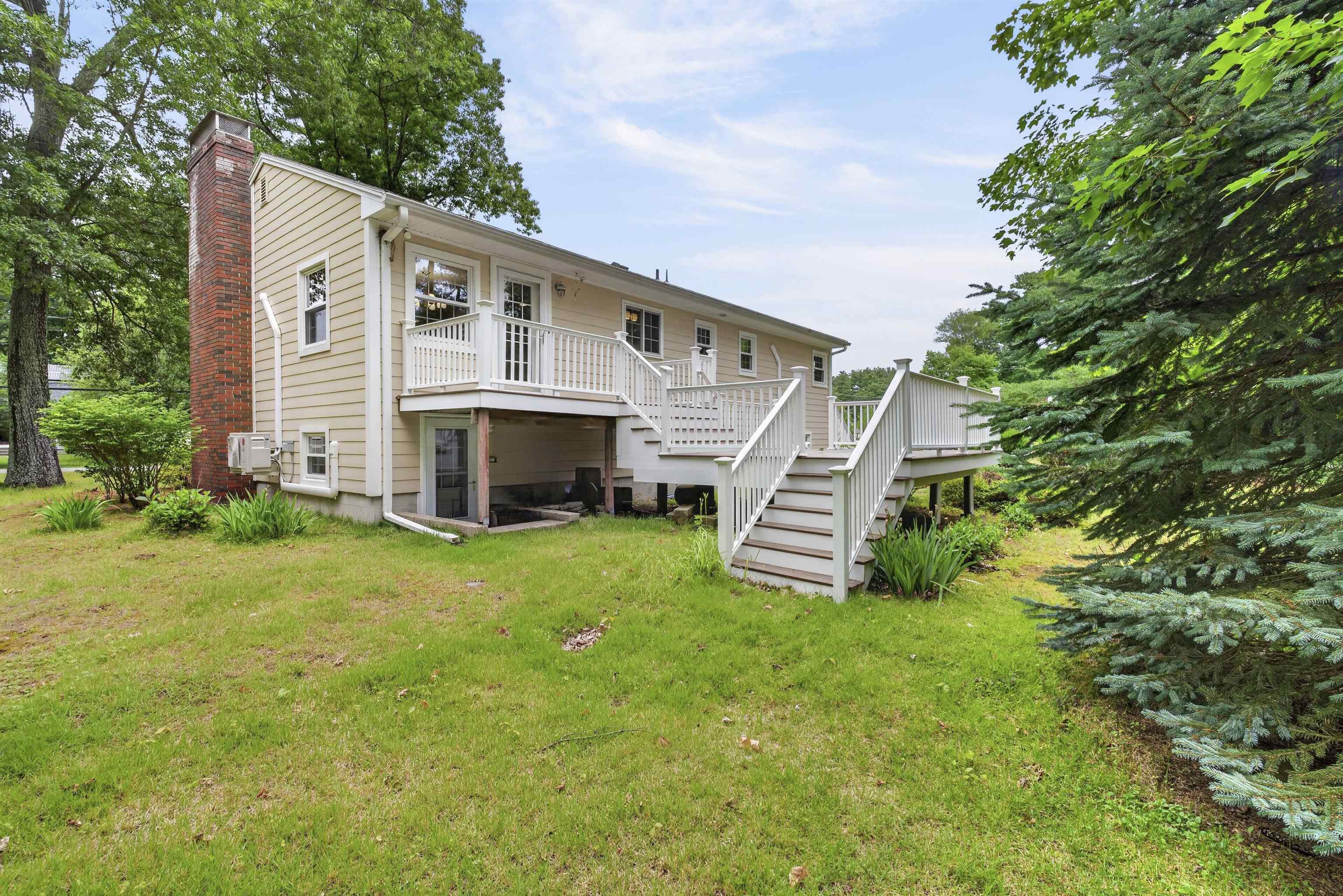 4 Rock Pond Road