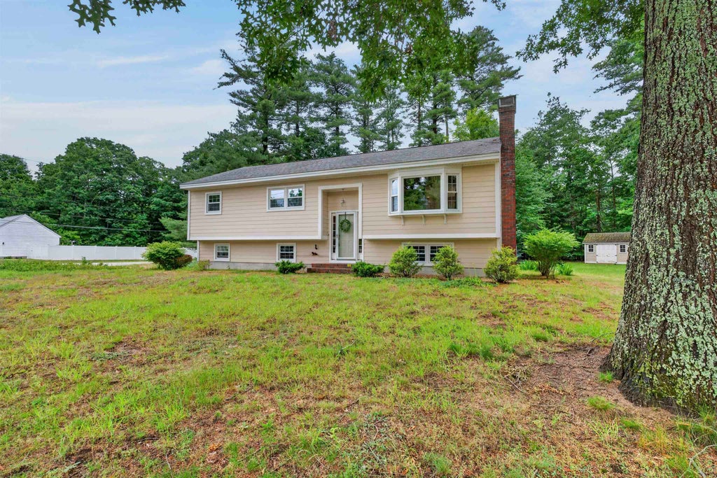 Photo of 4 Rock Pond Road, Windham, NH 03087 (MLS # 5096660)