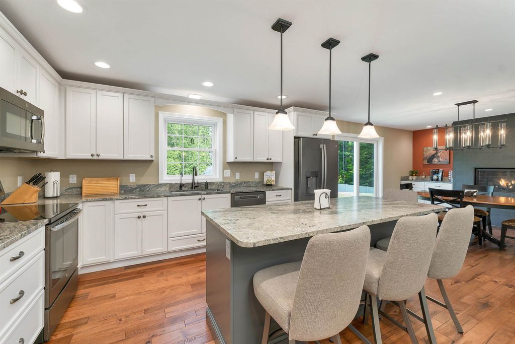 Photo of 16 Palm Lane, Alton, NH 03809 (MLS # 5093583)