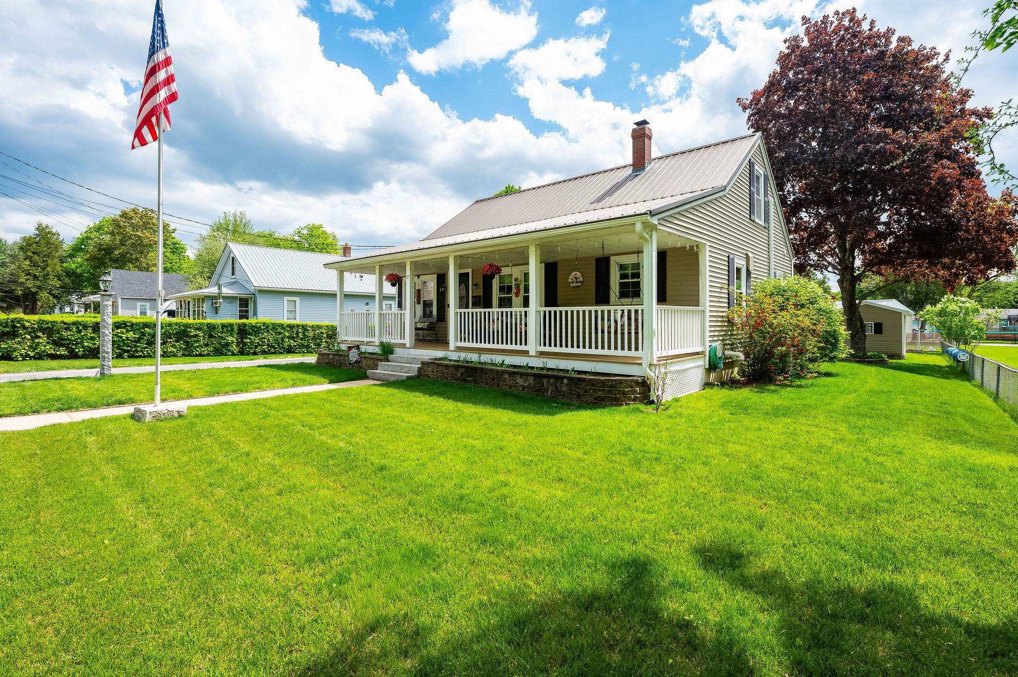 25 Adams Avenue