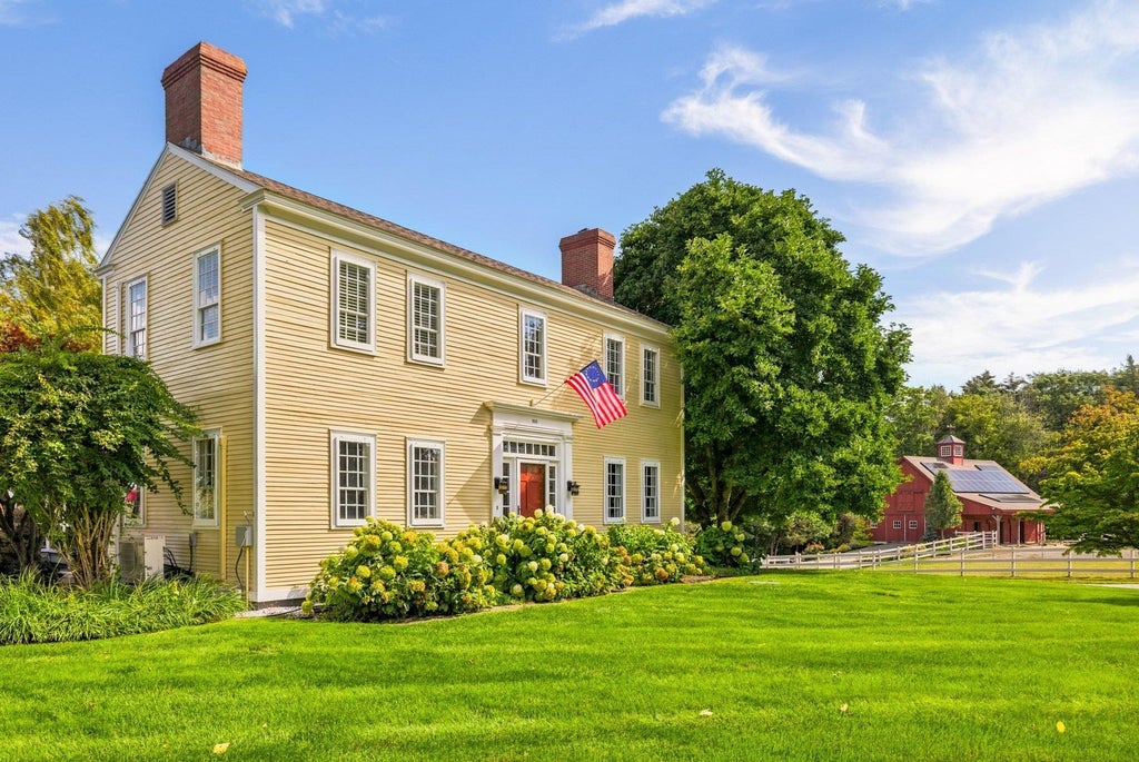 Photo of 203 Kensington Road, Hampton Falls, NH 03844 (MLS # 5112913)