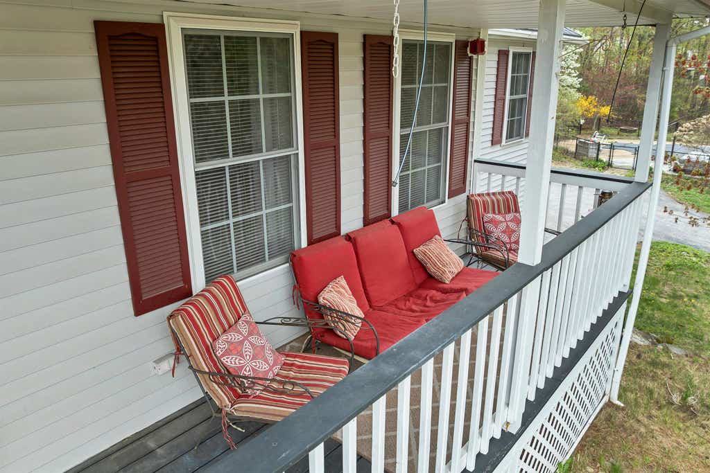 Photo of 71 Auburn Road, Hooksett, NH 03106 (MLS # 5087470)