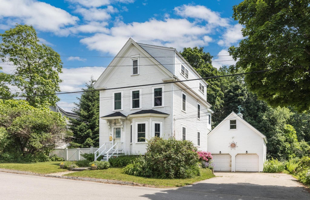 Photo of 149 Cutts Street, Portsmouth, NH 03801 (MLS # 5094841)