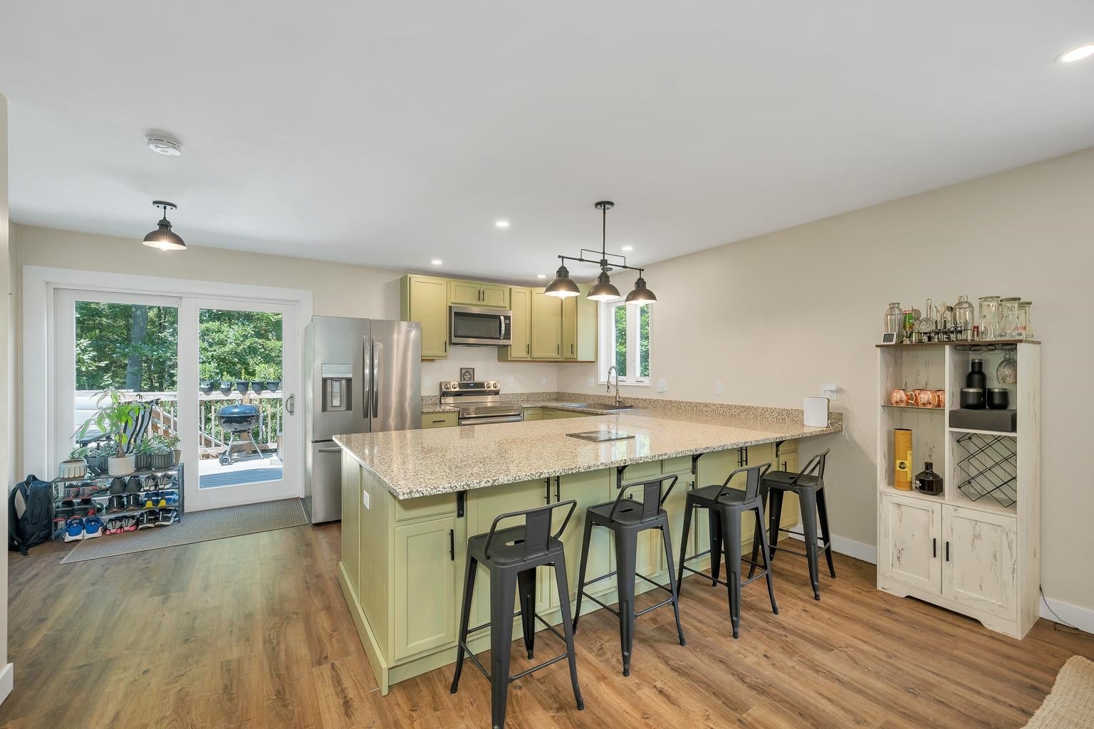 24 Brackett Road