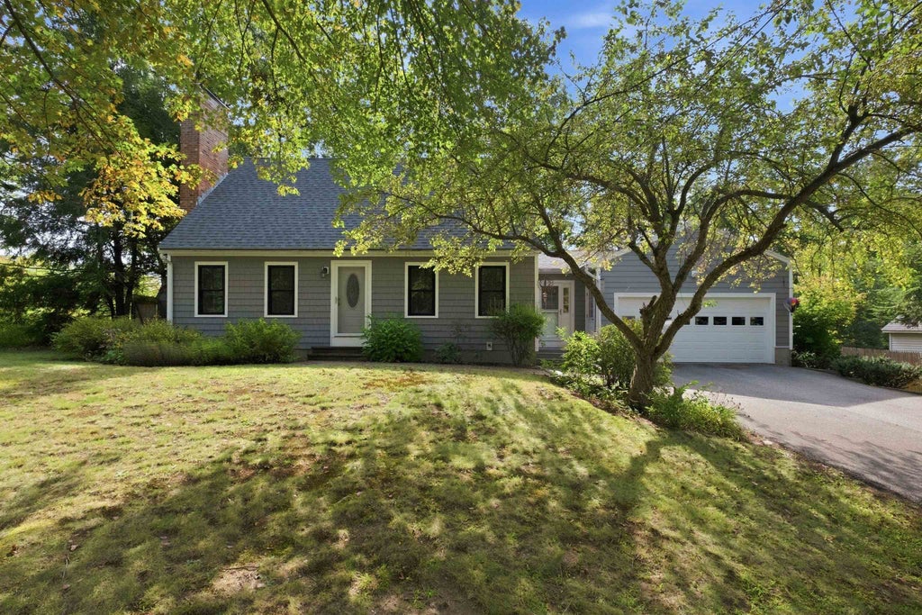 Photo of 50 Shawmut Street, Concord, NH 03301 (MLS # 5110865)