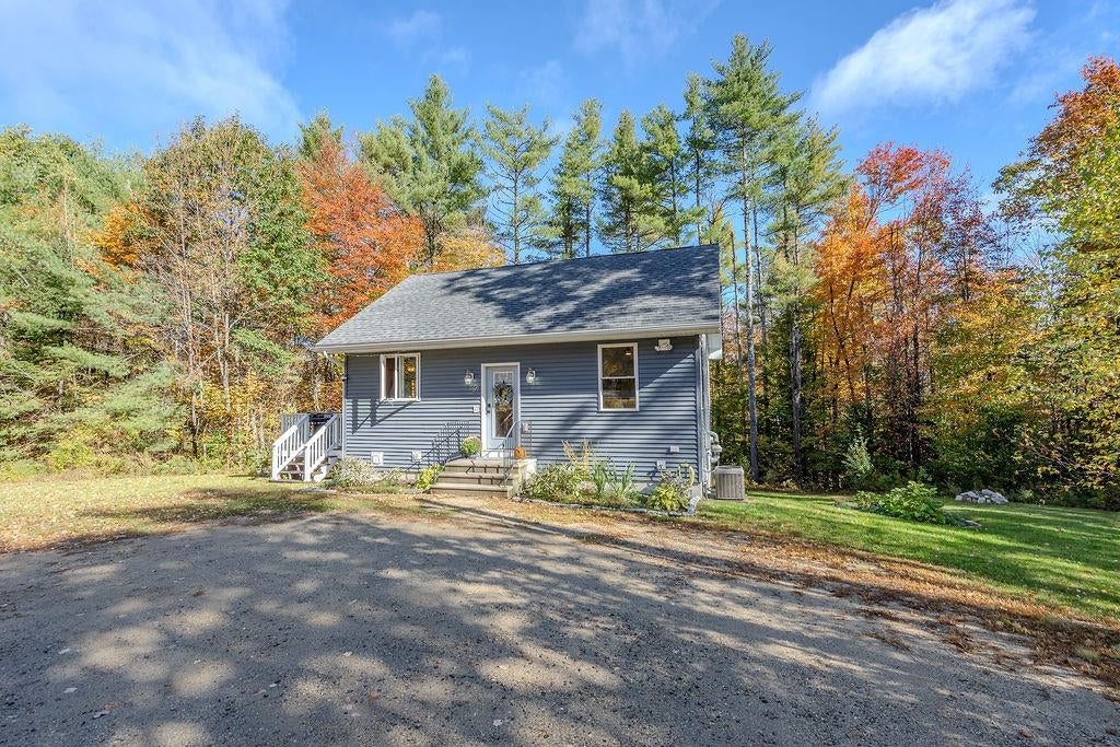 Photo of 69 Parker Mountain Road, Strafford, NH 03884 (MLS # 5114109)