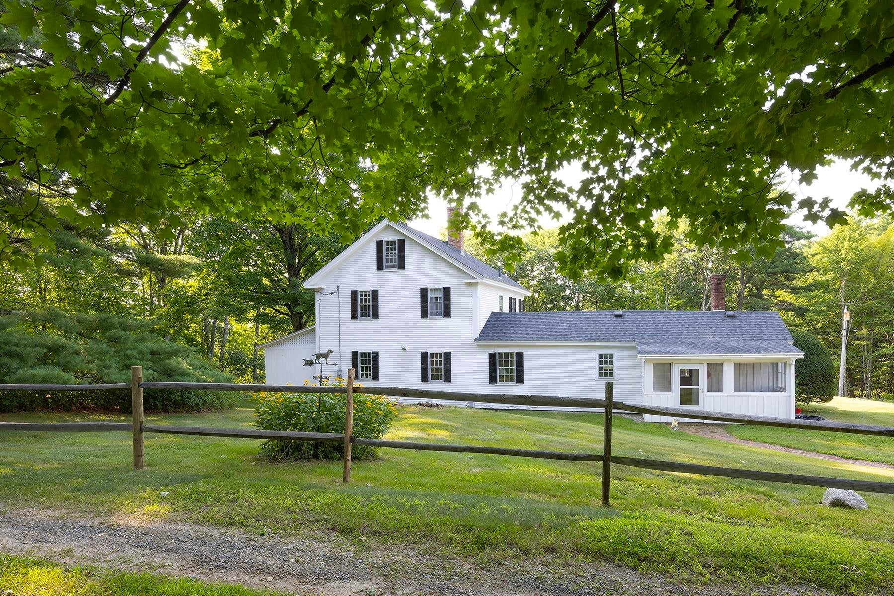 975 Rollins Road