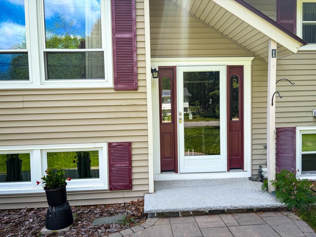 1 Pine Tree Lane