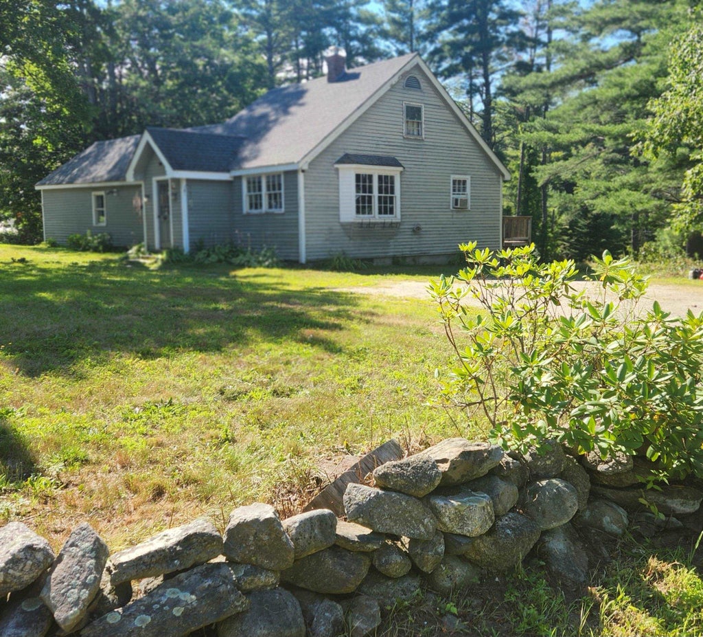Photo of 297 NH Route 104, Danbury, NH 03230 (MLS # 5103883)