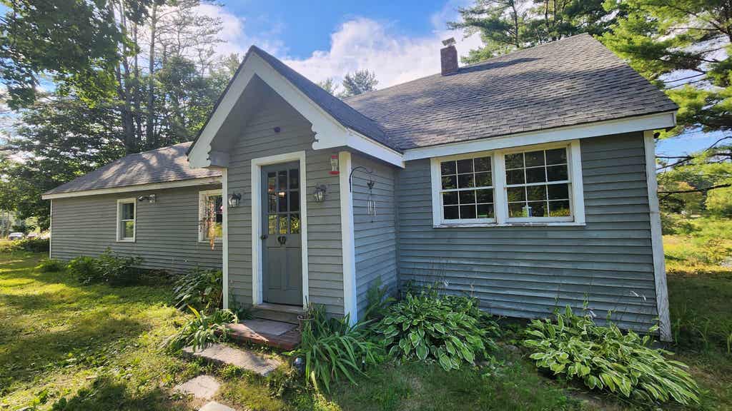 Photo of 297 NH Route 104, Danbury, NH 03230 (MLS # 5103883)