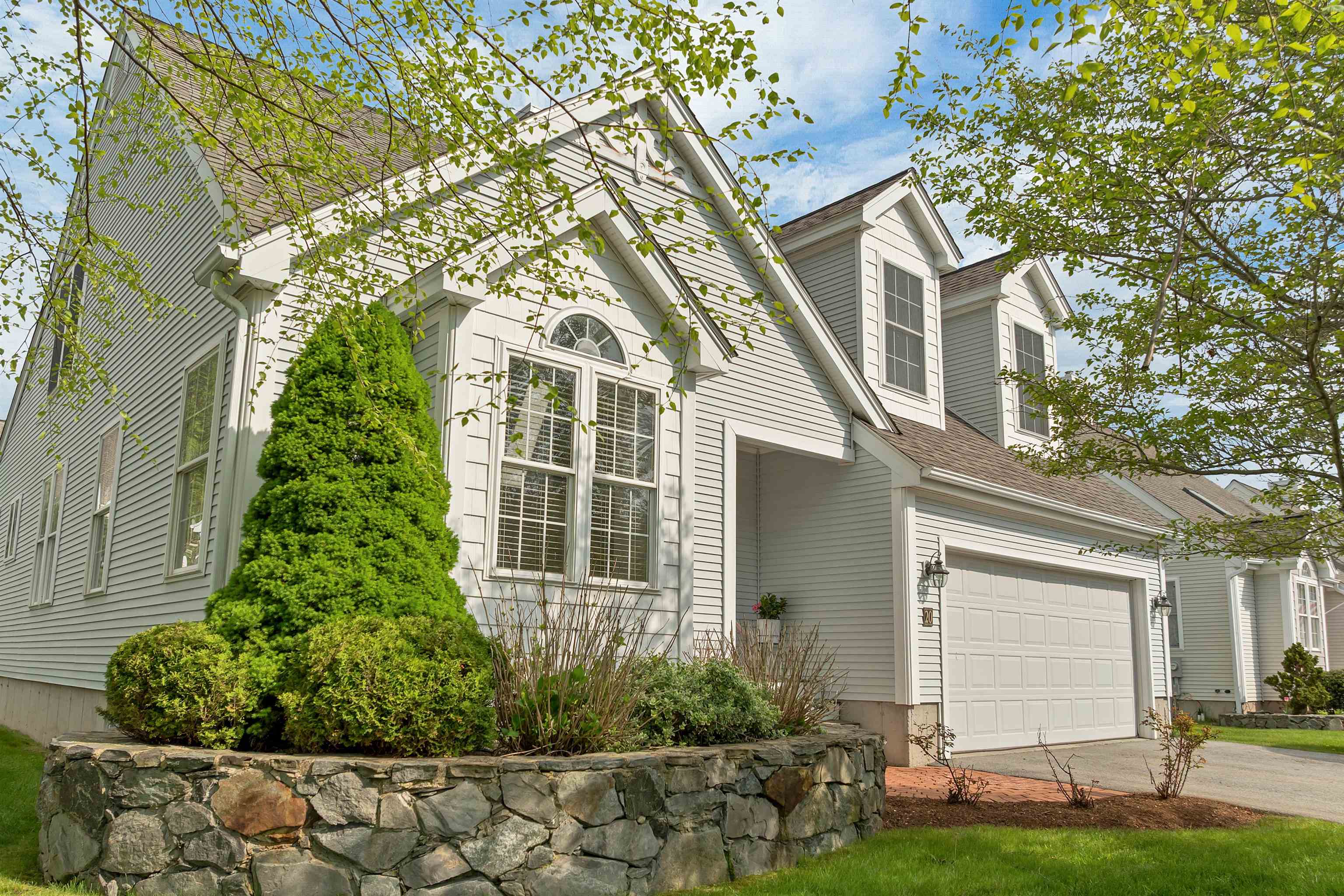 20 Hampton Meadows