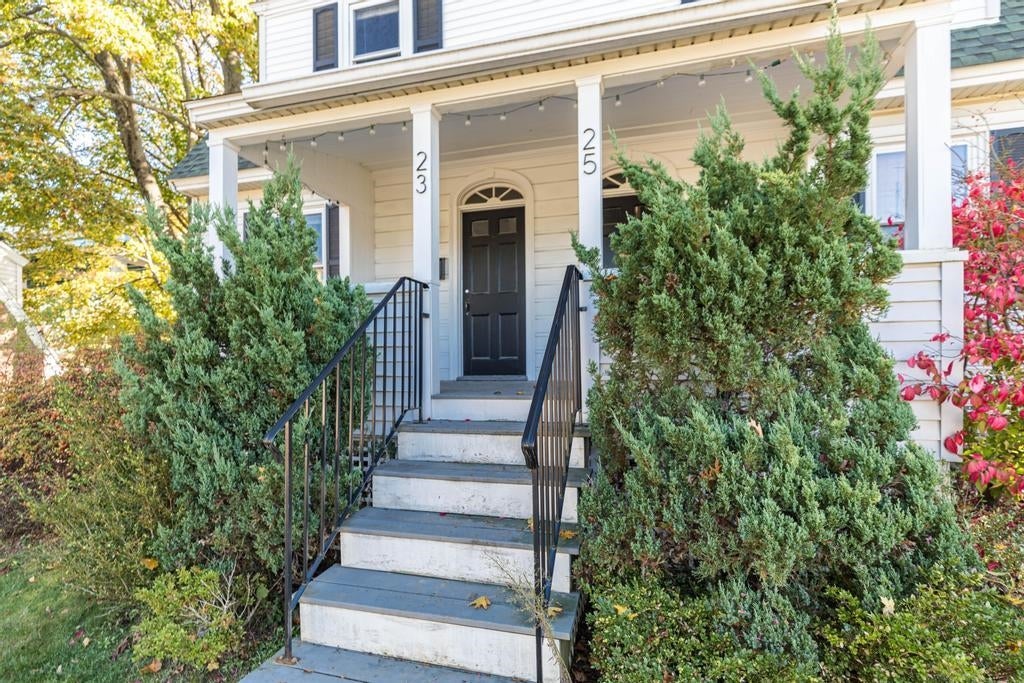 Photo of 23 Concord Way, Portsmouth, NH 03801 (MLS # 5092362)