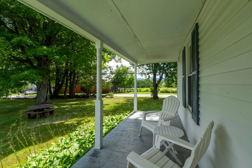 Photo of 621 Bradford Road, Newport, NH 03773 (MLS # 5105411)