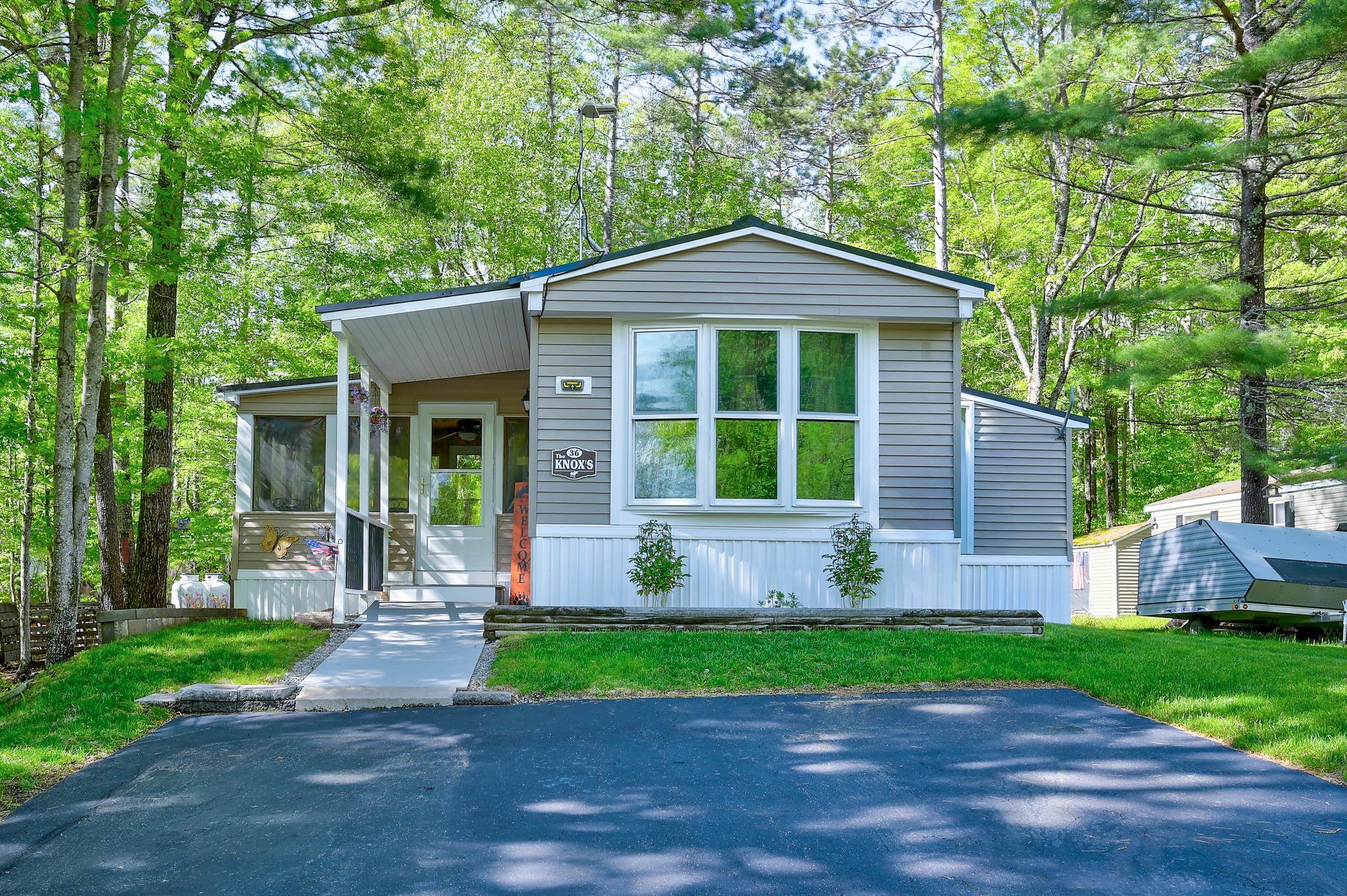 36 Eagle Ledge Loop