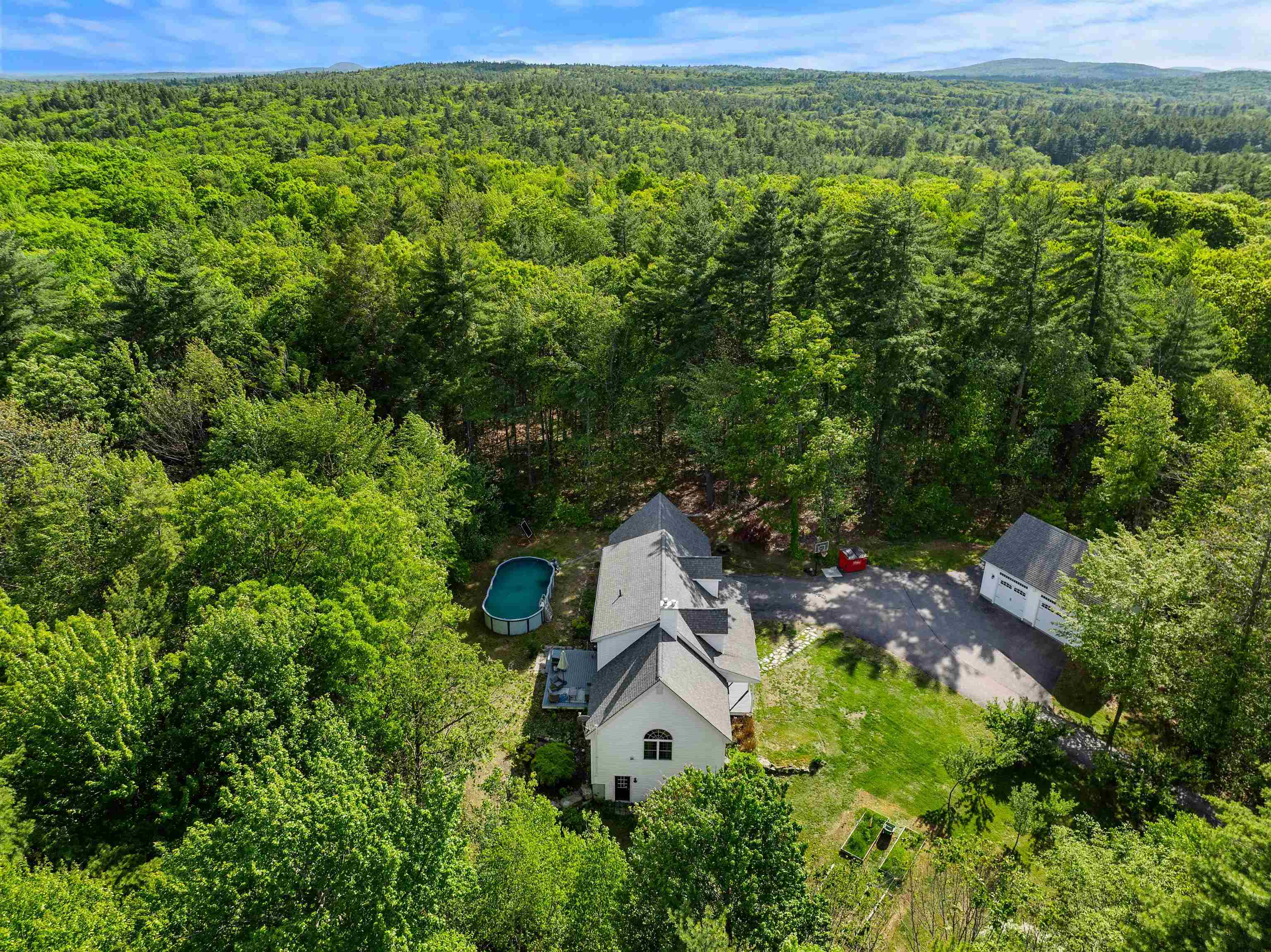 137 Hearthside Drive