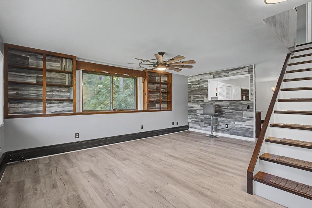 Photo of 28 Chandler Avenue #Unit 1, Plaistow, NH 03865 (MLS # 5103453)