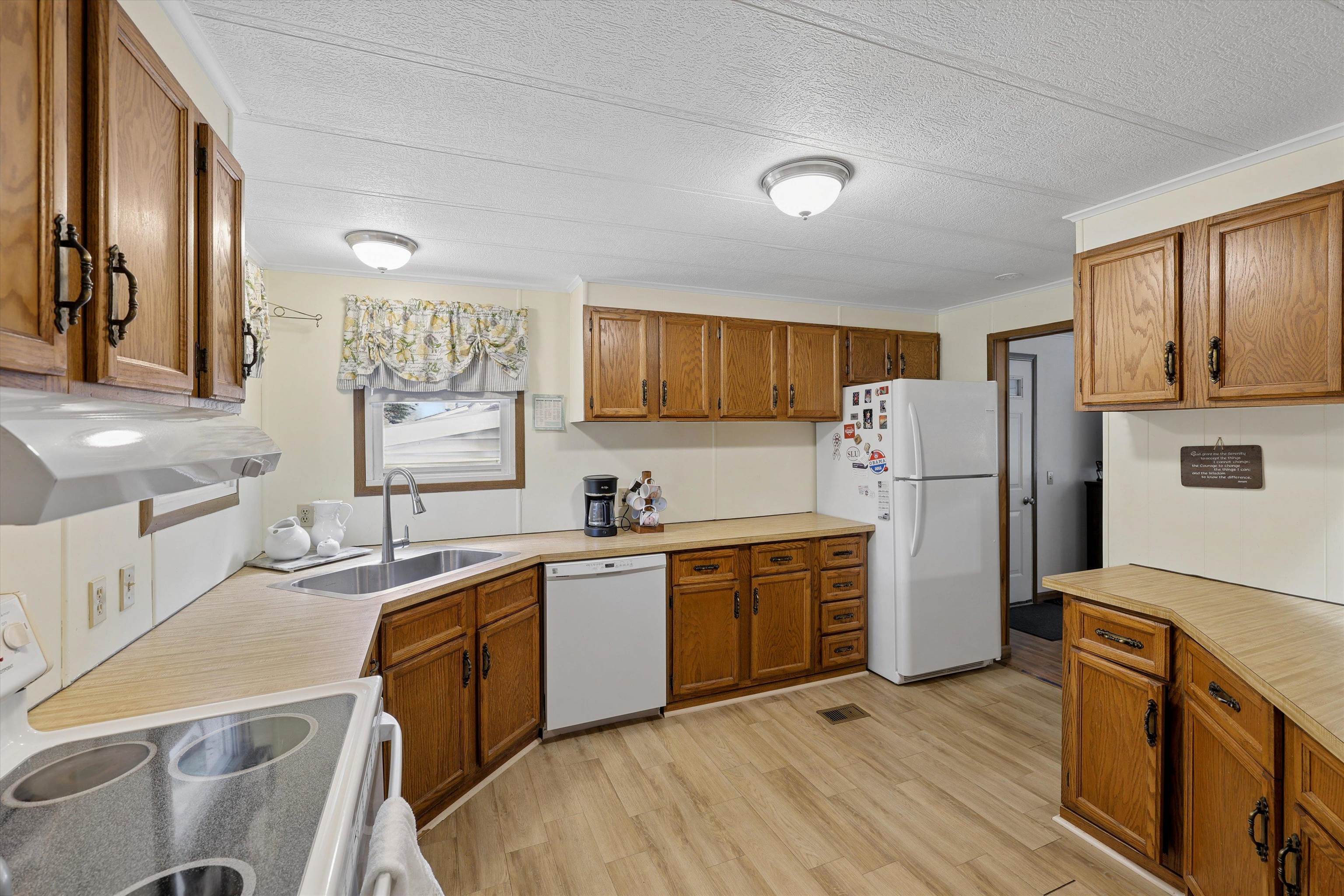 46 Edgewood Drive