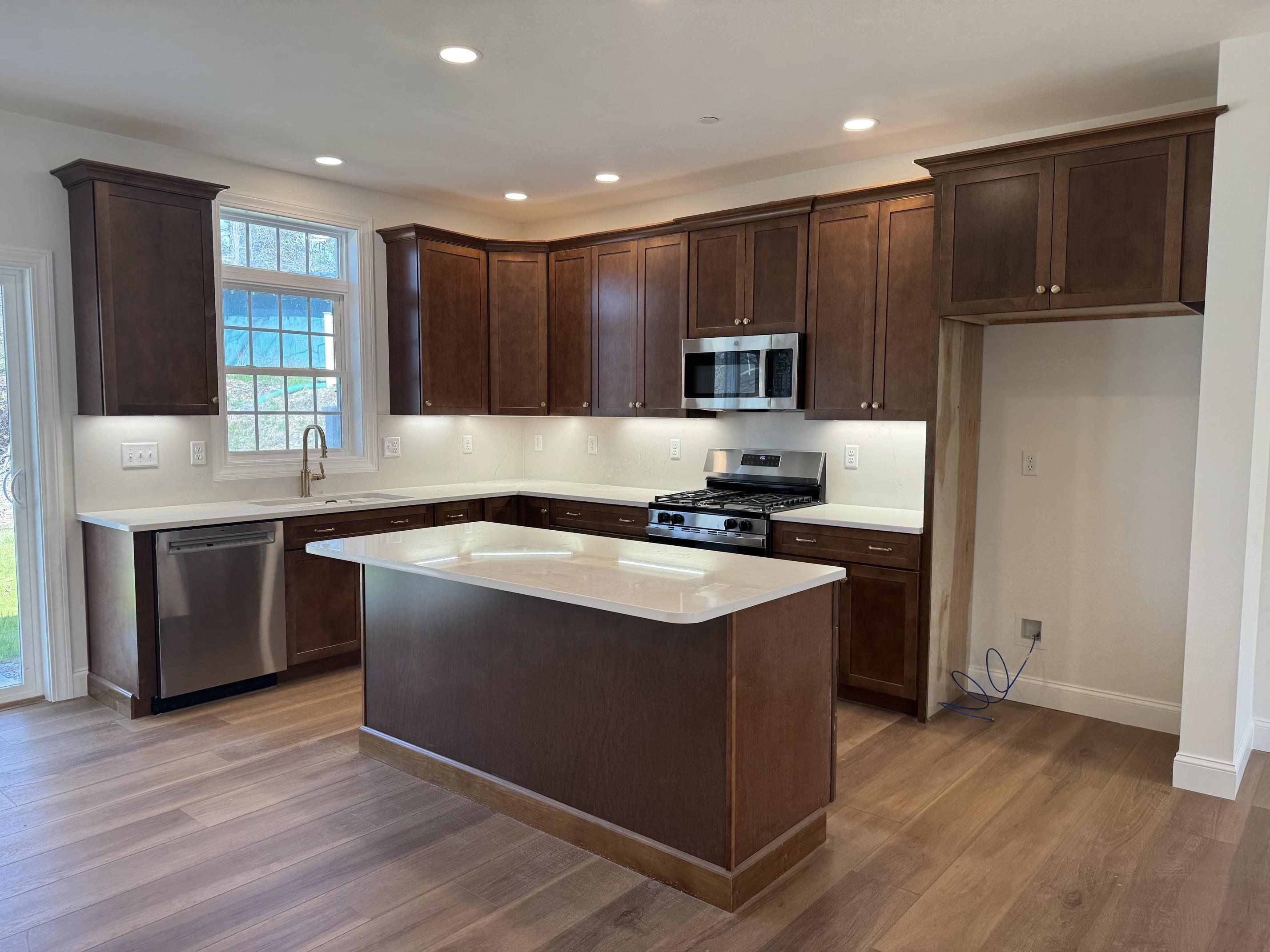 6A Dearborn Circle