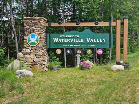 Photo of 9 Mountain Sun Way #17B, Waterville Valley, NH 03215 (MLS # 5038162)