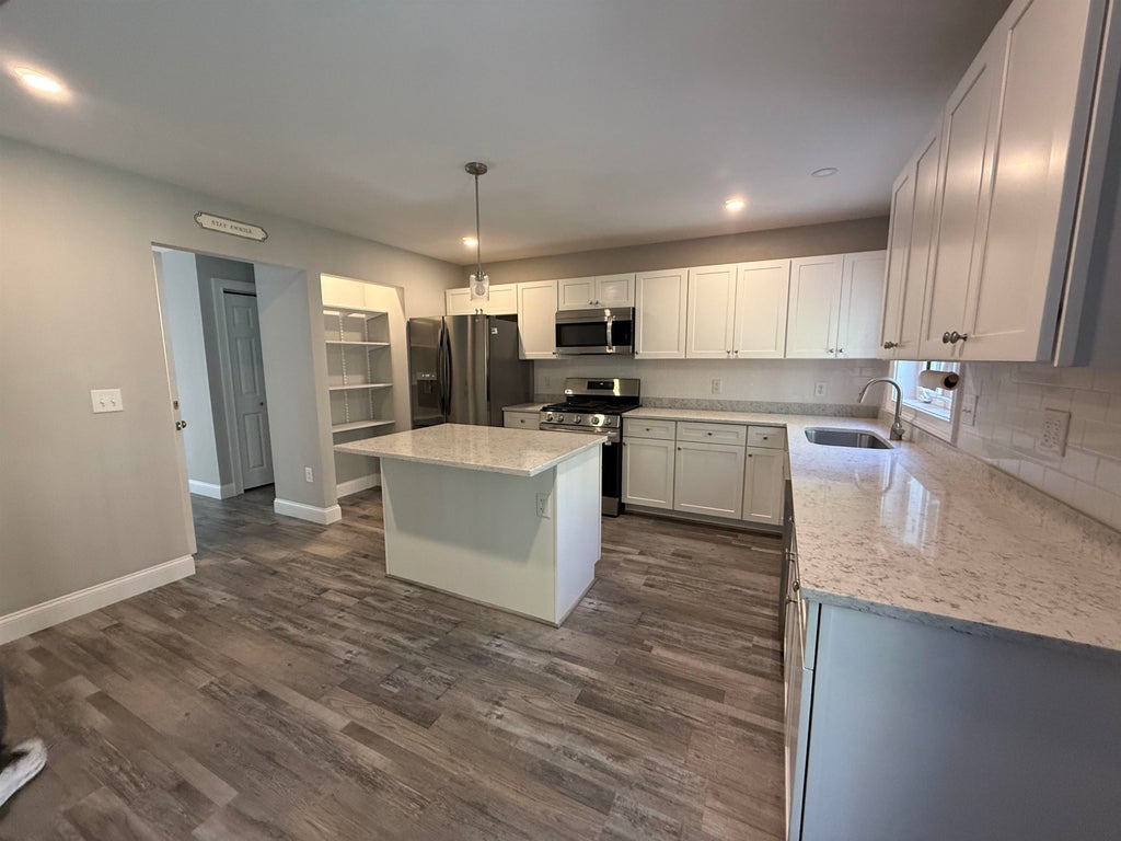 Photo of 91 Kennard Road, Nottingham, NH 03290 (MLS # 5111093)